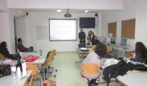 Yiannis TEPAK 20120130 Students.JPG